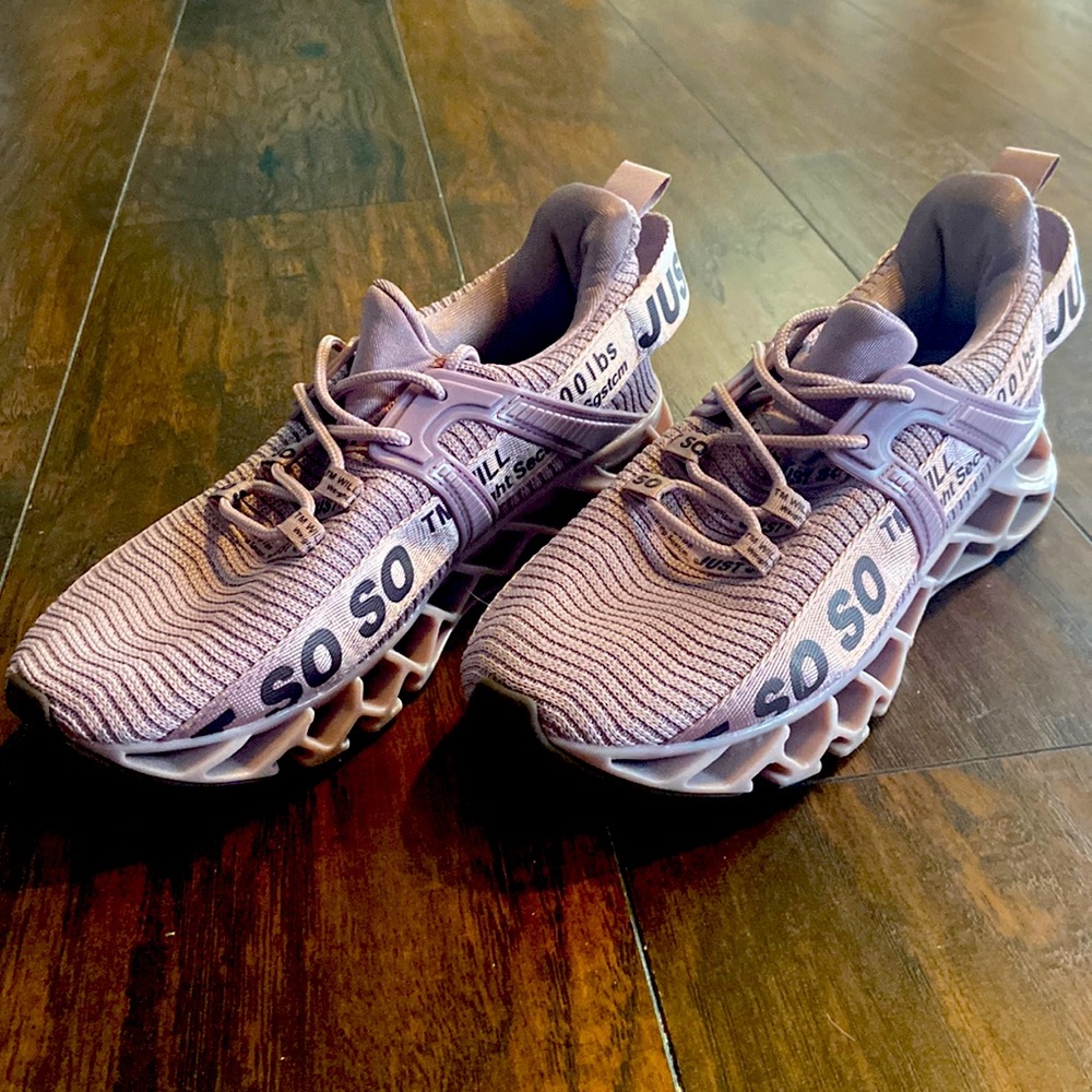 Lilac running shoes